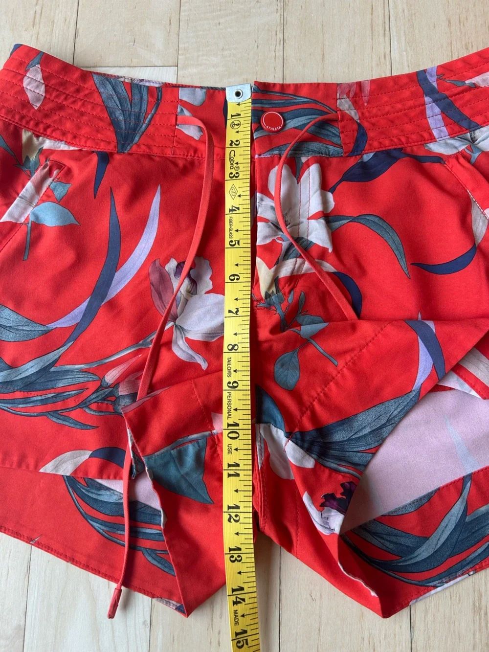 Athleta Women’s Coral Red Tropical Hudson Floral Board Swim Shorts Size 8